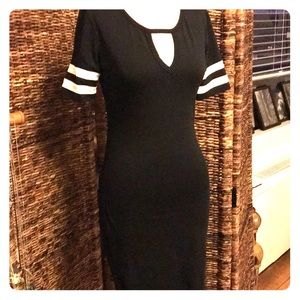 Jersey style short sleeve dress.